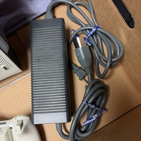 Microsoft Xbox 360 White 60GB HDD With 2 Controllers And Power Cord