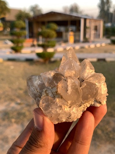 Manojo muy estético de cristal de cuarzo terminado para colección de Skardu - Imagen 9 de 11