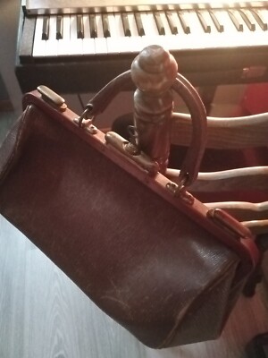 Vintage Tasche aus Leder vom Arzt 1930 mit Schlüssel 
