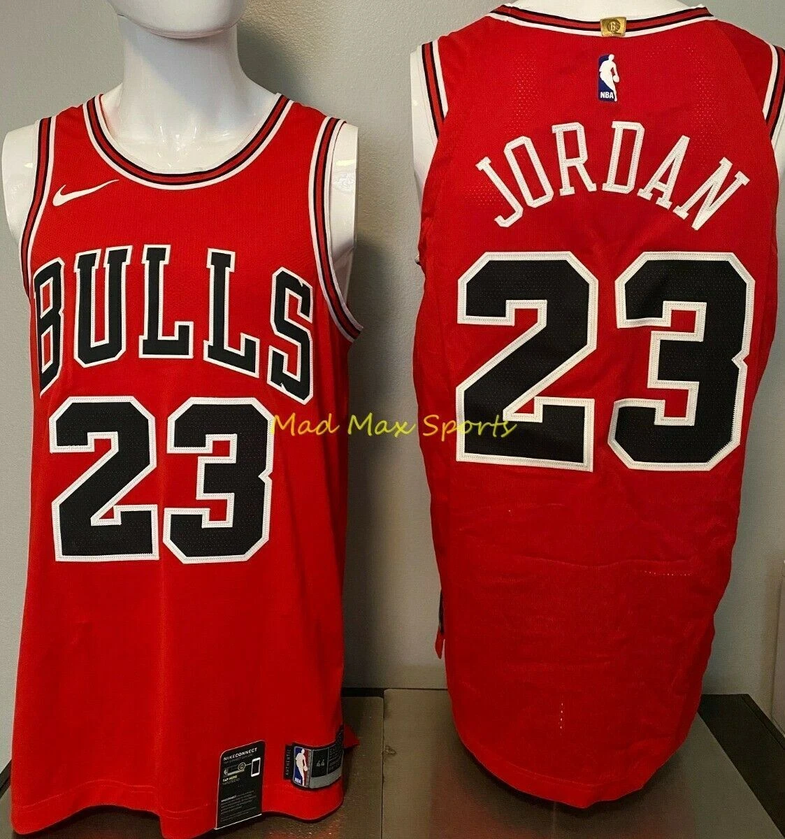 The Official Chicago Bulls Store - Team & Player Jerseys, Merch & More