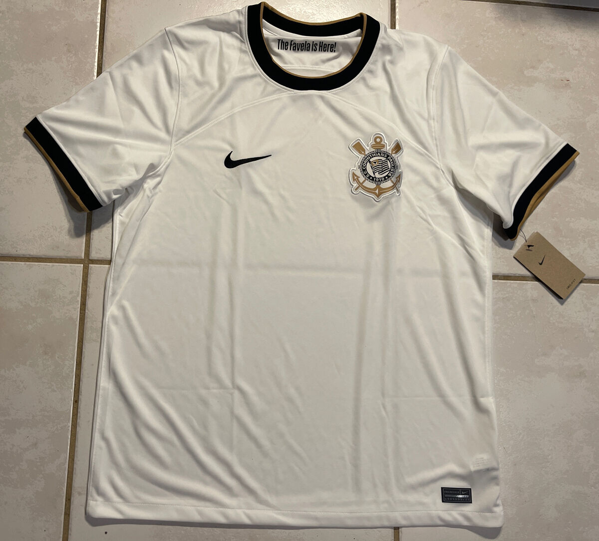 Nike apresenta segundo uniforme do Corinthians para a temporada 2022