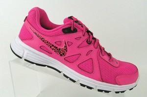 nike revolution 2 mujer caracteristicas