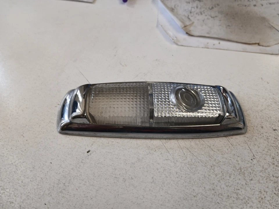 Rolls Royce Silver Shadow II CONJUNTO DE LENTES DE LUZ DOMO FRONTAL DERECHO Foto 3 de 4