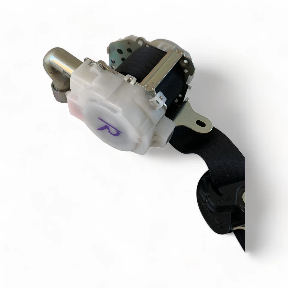 Lexus IS F 2008 retractor de cinturón de seguridad del pasajero delantero derecho 798 +++ #A99 Foto 2 de 4