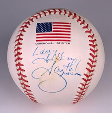 Garth Brooks 2001 World Series 911 Autographed Signed Baseball Amco Coa 26488 Garth Brooks 2001 World Series 911 Autographed Signed Baseball Amco Coa 26488