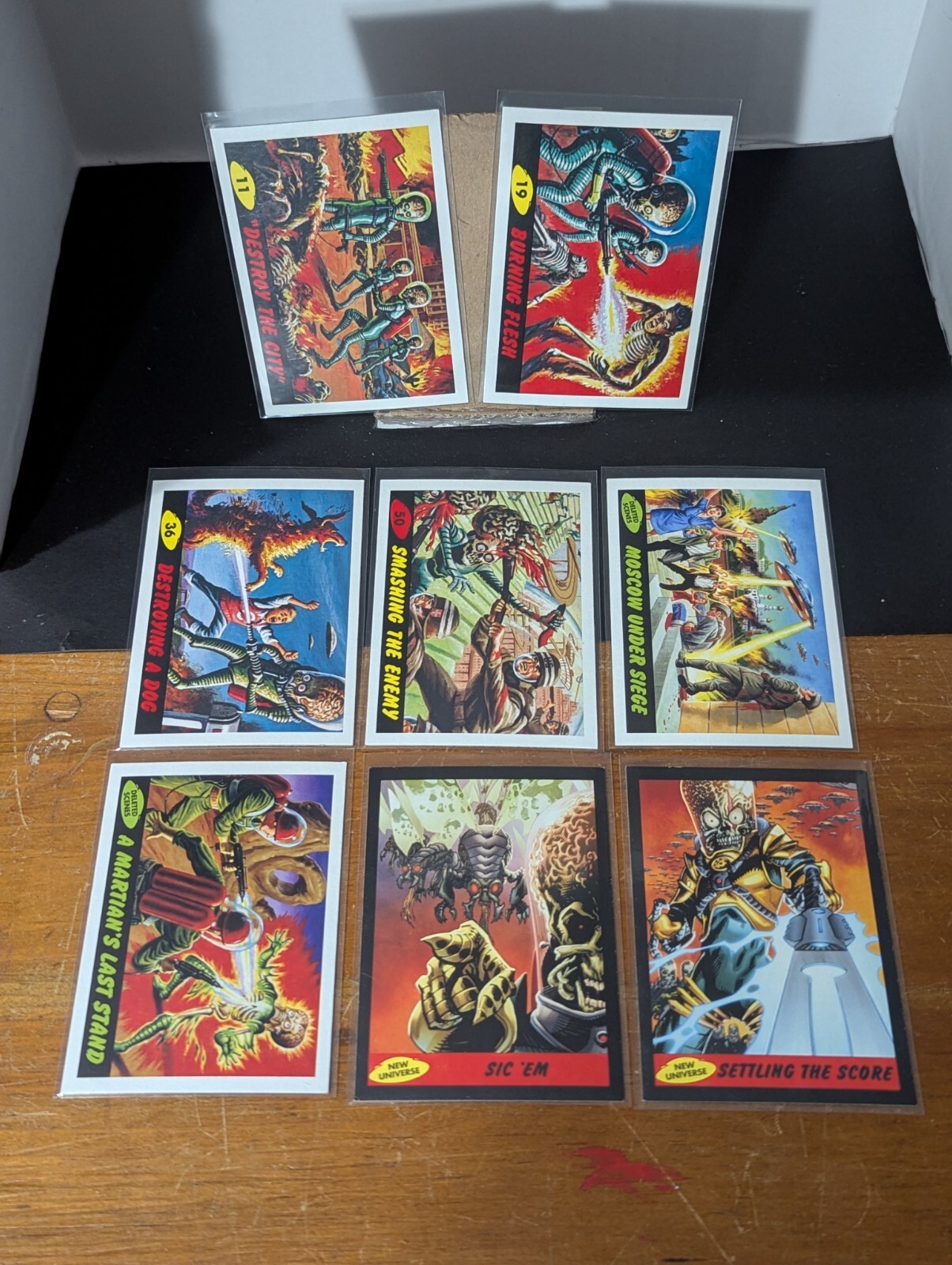 Mars Attacks! Heritage Topps 2012 (Pick Your Cards)