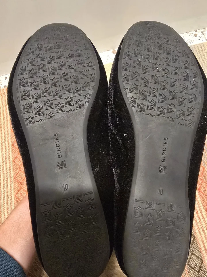 Birdies | Mocasines planos clásicos de terciopelo negro The Starling para mujer 10 Foto 4 de 4