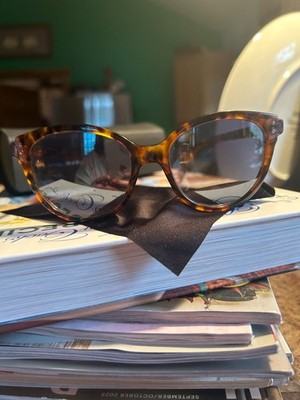 MARC BY MARC JACOBS, Sunglasses, pre-owned, nice tight fit, comes with case nice