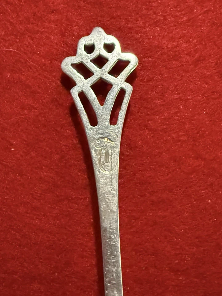 Talheres antigos Pynchon by Lunt colher de prata esterlina 5 3/4" - Imagem 2 de 4