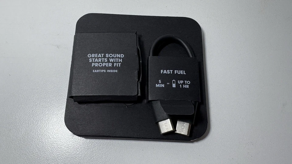 Beats by Dr. Dre Studio Buds A2514 Black Wireless Earbuds Charging Case Only, photo 1 of 2