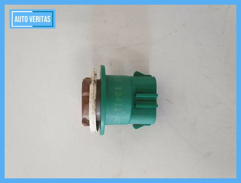 Original Ford Explorer U2 lamp carrier f85b13411from - Image 4 of 4