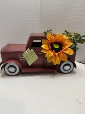 Red Truck Decor Farmhouse Metal 12”x6” Vintage Look Sunflower NWT
