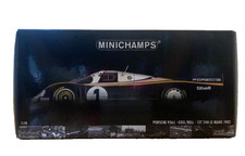 Minichamps 1/18 Porsche 956L Ickx Bell Le Mans 1982