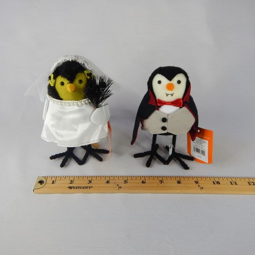 2 Target Birds 2023 Hyde Eek Halloween Costume Vampire Bride Feathery Friends - Picture 12 of 12