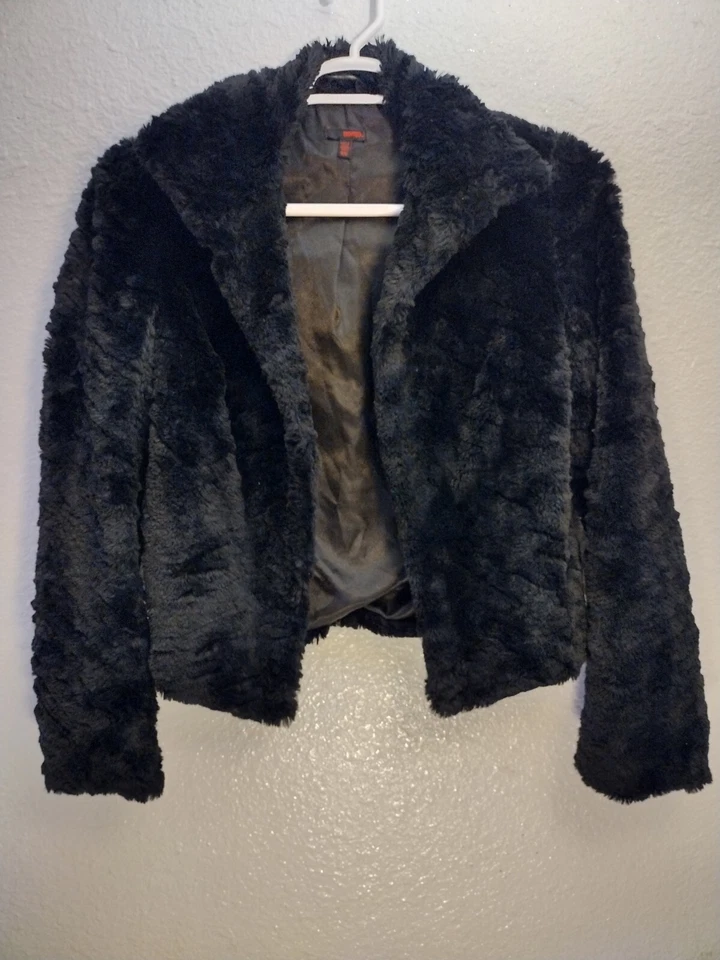 Chaqueta negra de piel sintética Bongo talla pequeña sin cierre frente abierto súper linda tendencia Foto 2 de 4