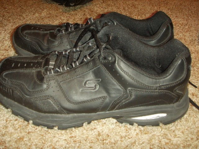 skechers sport memory foam shoes