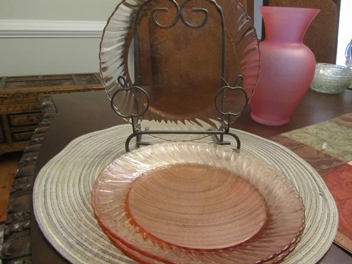 Beautiful Arcoroc Pink/peach  Rosaline Swirl 8 7/8 inch Plates,France (4)GA-A-27