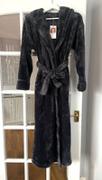 Luxurious BNWT M&S Rosie @ Autograph charcoal fleece hooded dressing gown Large