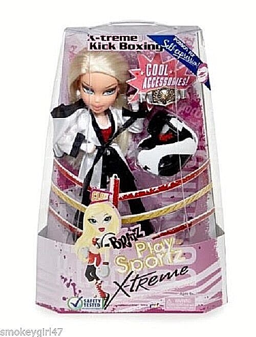 Bratz Play Sportz X-treme Kick Boxing Cloe Doll w/Clothing