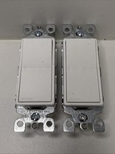 2 Leviton 5601-2W Decora Rocker Switch Single-Pole White 15A-120/277V