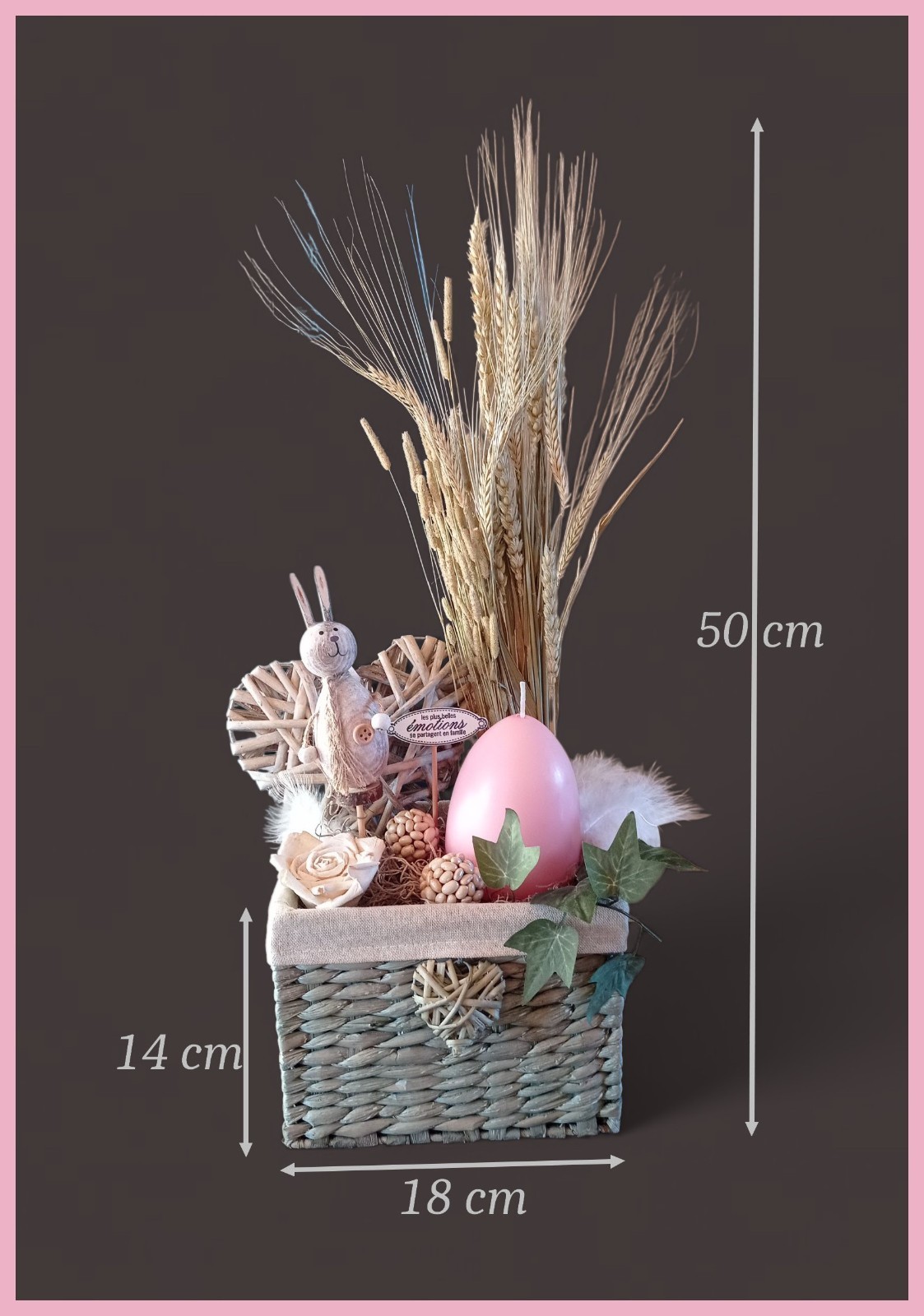 Composition florale printanière de table pour sublimer vos déjeuners de Pâques en famille