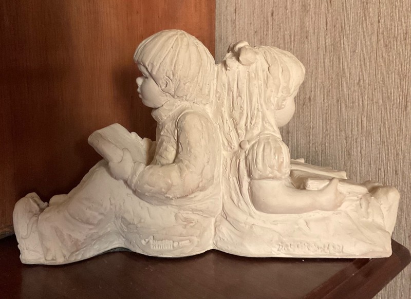 Vintage Austin Sculptures 1996 Book Lovers Dee Crowley Boy Girl Reading Statue