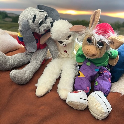 Vtg 1993 Shari Lewis Hand Puppets Lamb Chop, Charlie Horse, Hush Puppy