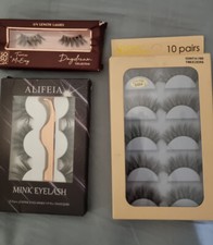 3 sets of false eylashes as pictured