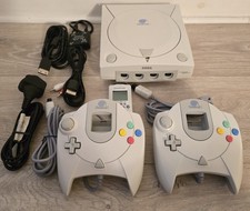 Sega Dreamcast Console Bundle PAL HKT-3030 Complete with VMU- OWNER - EXCELLENT
