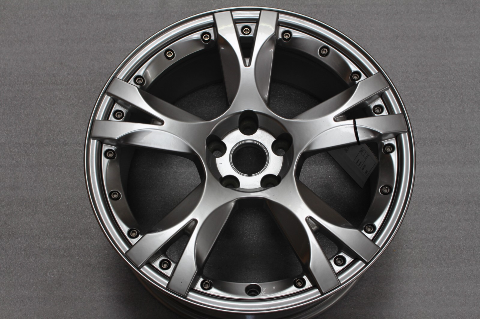 Lamborghini Gallardo, Front Callisto Wheel, Paint Flaws, Used, P/N 400601025P
