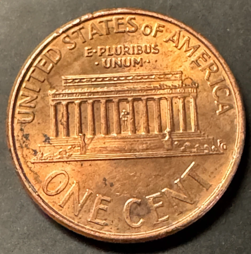Large Obverse Die Crack 2001 Lincoln Cent - Image 3 of 4