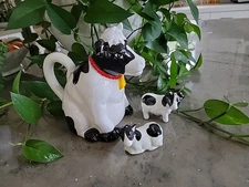 Ceramic Cow Creamer and Salt and pepper shakers (please read)