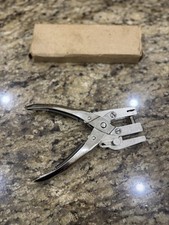 Vintage Sargent  Co Heavy Duty Hole Punch, Made In The U.S.A. New Haven Conn