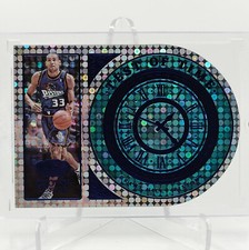 GRANT HILL 2021-22 Panini Crown Royale Test of Time Blue /75 Die Cut Insert