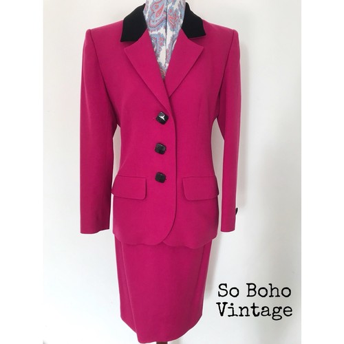 Stunning Designer Vintage YSL Yves 