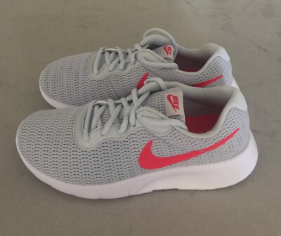 nike tanjun size 4.5