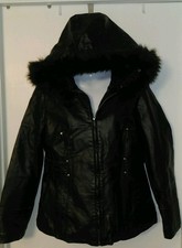 Details Intl Black Faux Leather Fuzzy Lining With Removable Faux Fur Hood Sz M