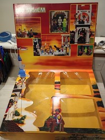 LEGO 6090 Royal Knights Castle Box, Base & Instructions (Vintage 90s!)