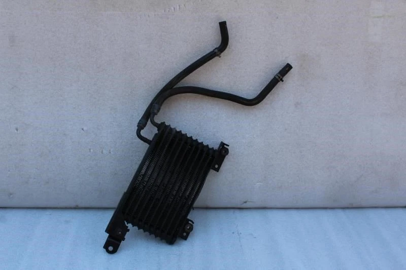 Toyota Sequoia 2005 2006 2007 transmisión enfriador de aceite 4x4 Foto 2 de 4