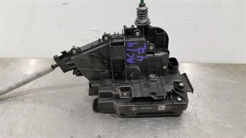 18 MERCEDES BENZ AMG E63S W213 CERRADURA PUERTA PESTILLO CONDUCTOR DELANTERO IZQUIERDO 2220063999 Foto 2 de 4