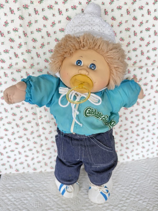 Vintage CABBAGE PATCH KIDS Doll Paci Black Signature + Clothes CUTE!