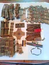 109 Train Track 027 Curves and Straight + Marx + Lionel track