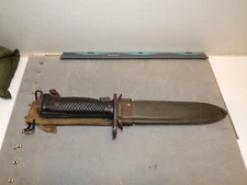 US WWII  BAYONET    USM8AI SCABBARD