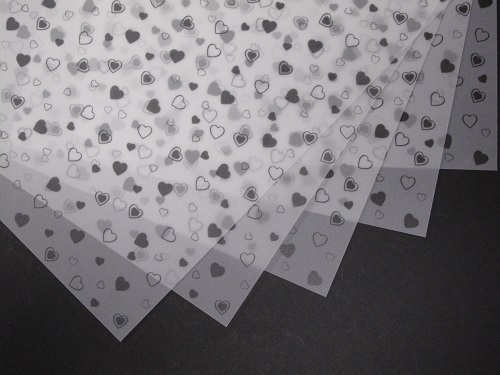25 x A4 100gsm Printed Vellum Paper - Hearts (Black) AM507 - Picture 3 of 4