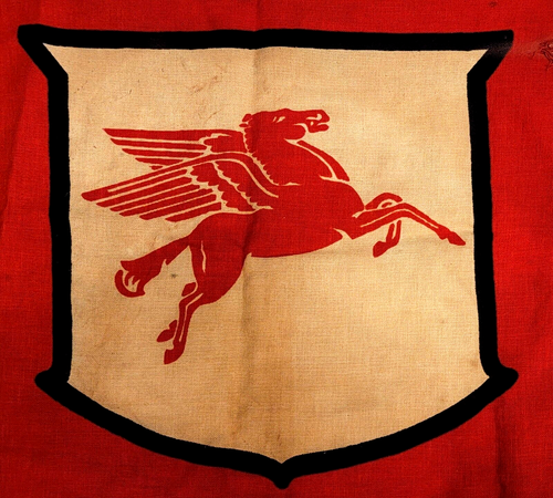 Rare Vintage MOBILGAS PEGASUS FLAG - Banner Gas Station shield sign - 24" x 17" - Picture 10 of 14