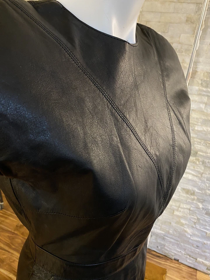 Vestido Mario Zarelli 100% Cuero Negro Talla 7/8  Foto 2 de 4
