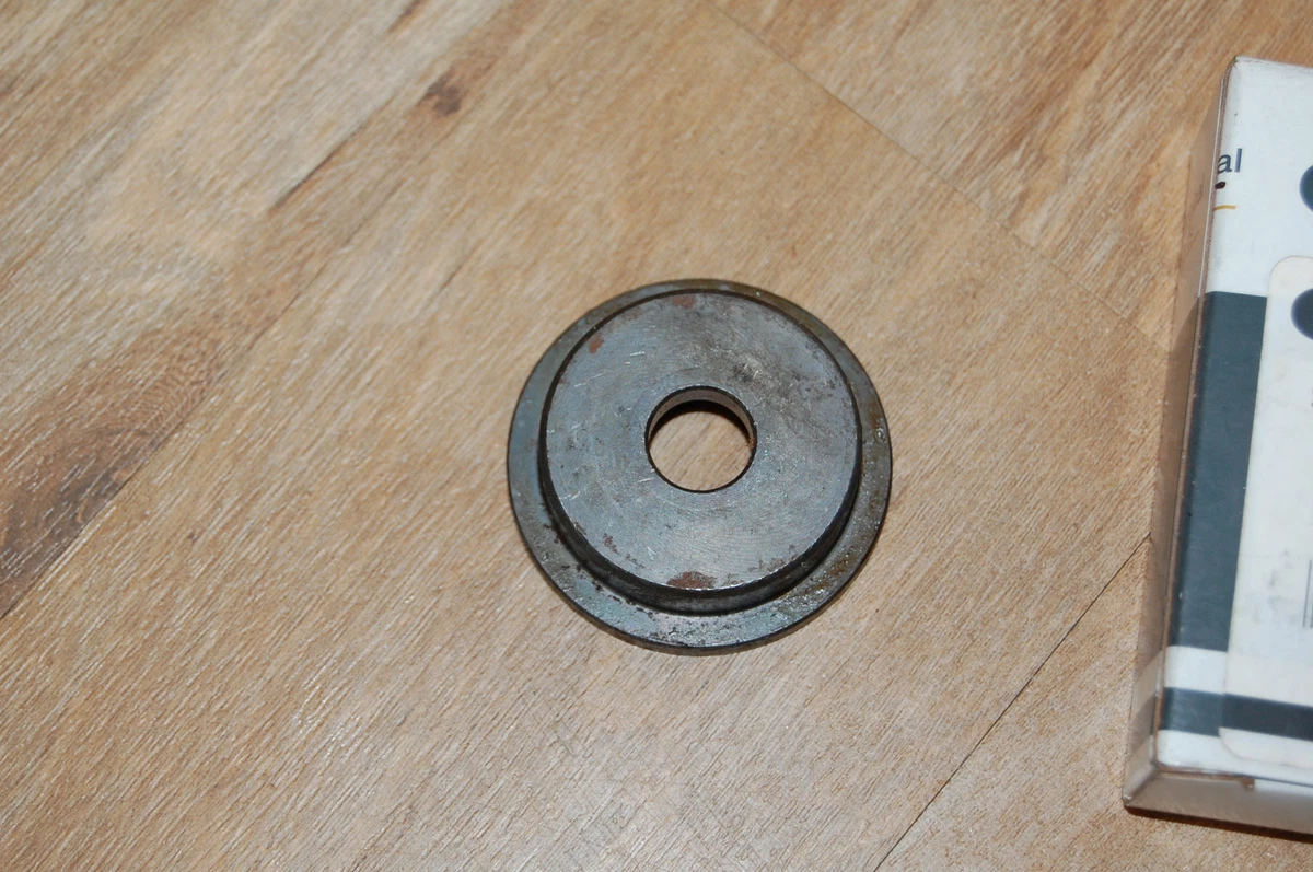Genuine CNH 9806370 Hub, Case IH Baler BR740A,BR750A, BR7060 