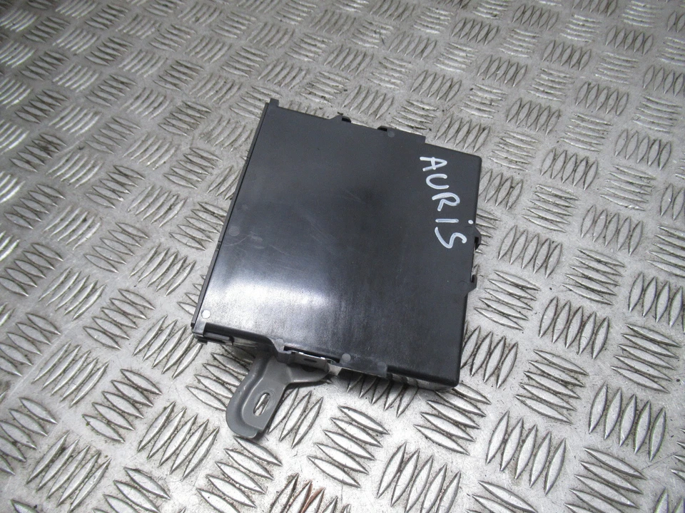 2016 TOYOTA AURIS VVT-I 1.2 PETROL AUTO MK2 5DRS ENGINE START STOP ECU REF20856 - Image 4 of 4