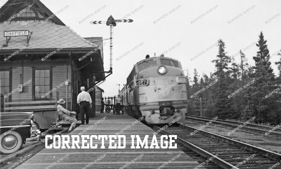 6. ORIG NEG Bangor & Aroostook 507 F3 with Fort KentOakfield pass. 22