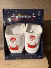 MEMORY FOAM HOLIDAY SLIPPERS SANTA CLAUS WHITE RED PLUSH 9-11 L/XL NEW W/BOX